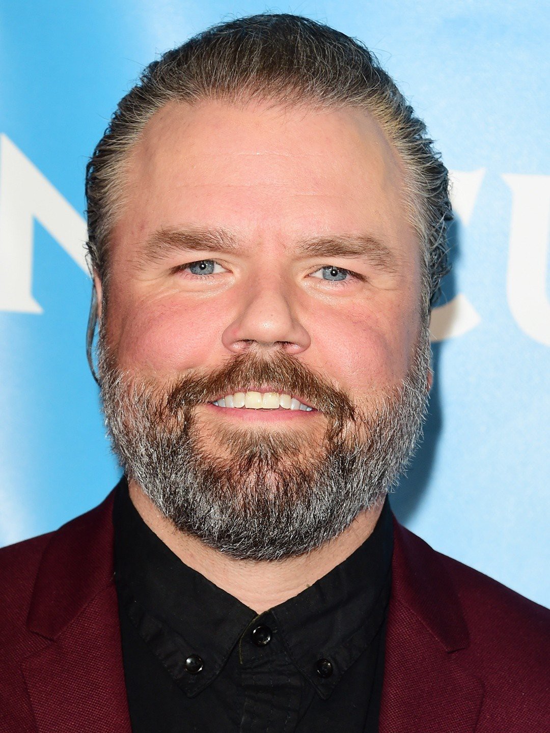 Next photo of Tyler Labine